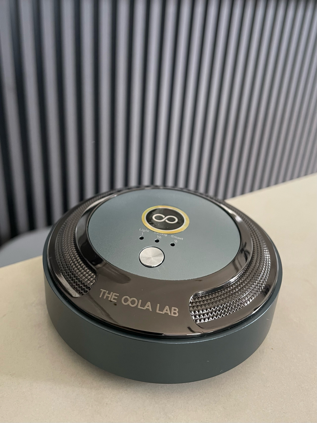 Máy khuếch tán nước hoa The OOla Lab