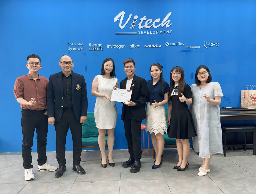 VITECH VINH DỰ NHẬN GIẢI “STAR CLUB AWARD” & “GSD CHANNEL PARTNER OF THE YEAR” CỦA HÃNG THERMO FISHER SCIENTIFIC.
