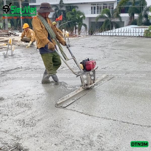 Siêu Việt giao thuê máy đầm thước tại TPHCM