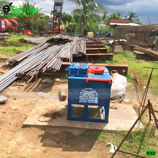 Máy uốn tròn sắt R22 cho thuê tại Tiền Giang