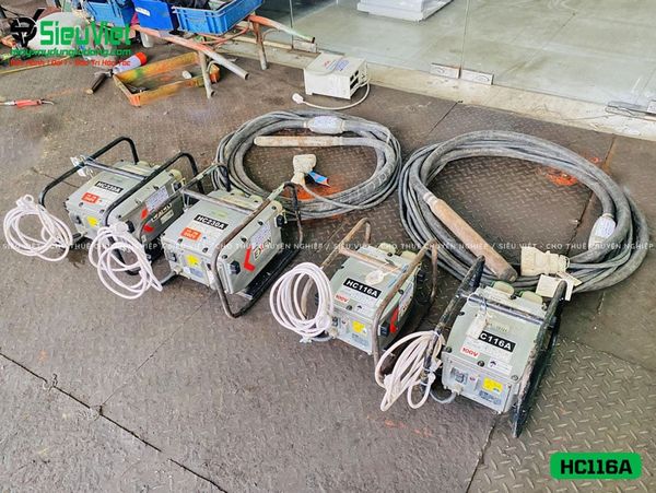 Máy đầm dùi tại xưởng Siêu Việt