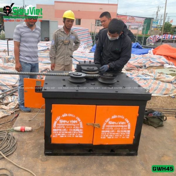 Cho thuê tháng máy uốn vòng tròn thép xây dựng GWH45