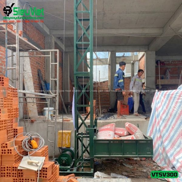 Siêu Việt lắp đặt vận thăng nâng hàng tải trọng 300kg