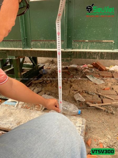 Siêu Việt lắp đặt vận thăng nâng hàng tải trọng 300kg