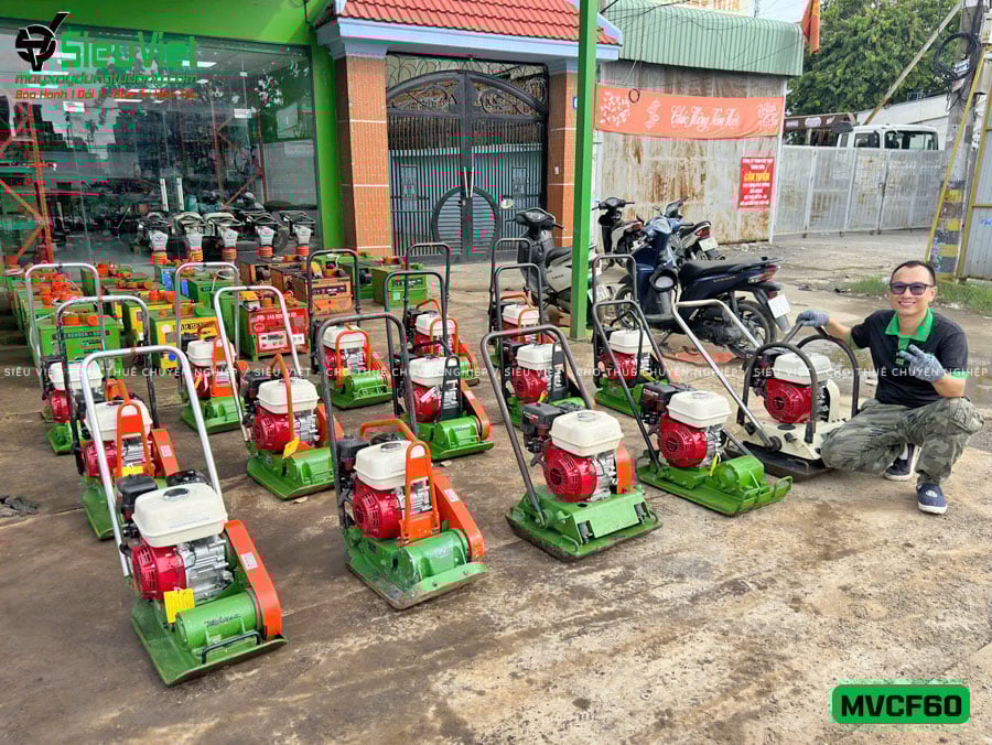 Máy đầm bàn MVCF60 Mikasa Nhật Bản (Động cơ xăng)