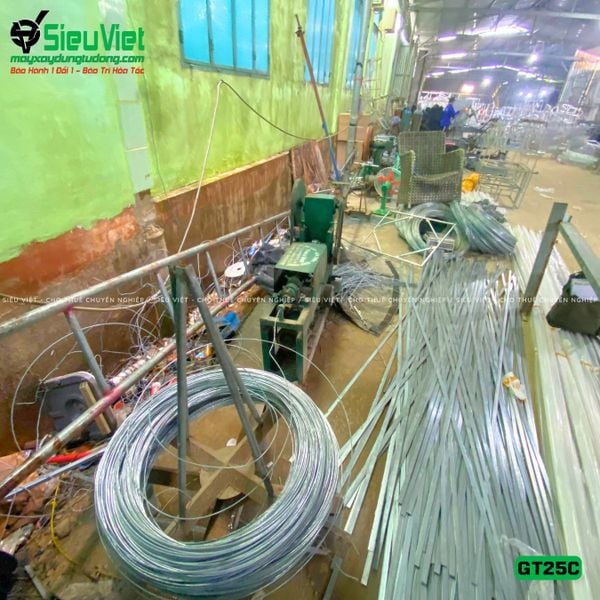 Máy duỗi sắt tự cắt GT25C, máng dài 4m5 (Điện 220v, Dân dụng)