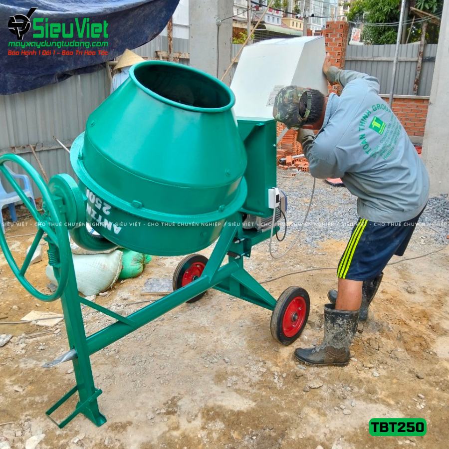 Máy trộn bê tông 250L TBT250