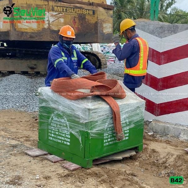 Máy uốn sắt B42 Nhật Bản cũ giao bán tại Phụng Hiệp, Hậu Giang