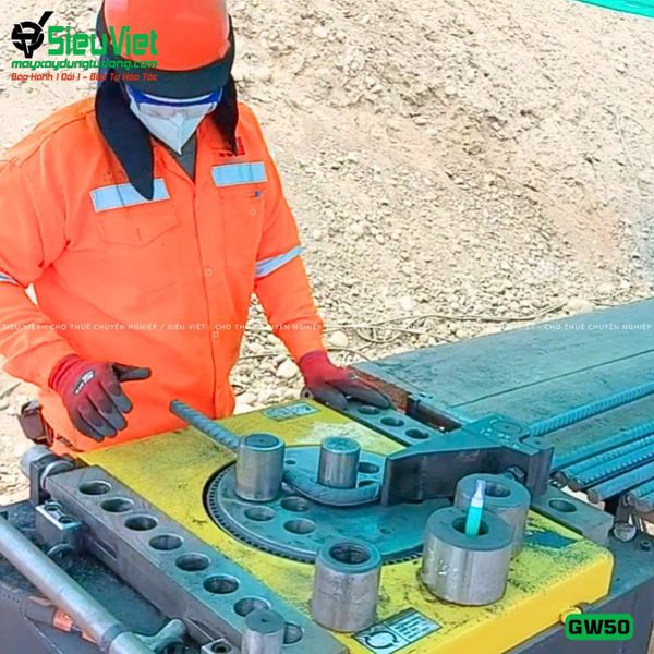 Cho thuê máy uốn sắt GW50 Trung Quốc - Điện 380V, 3 Pha theo tháng