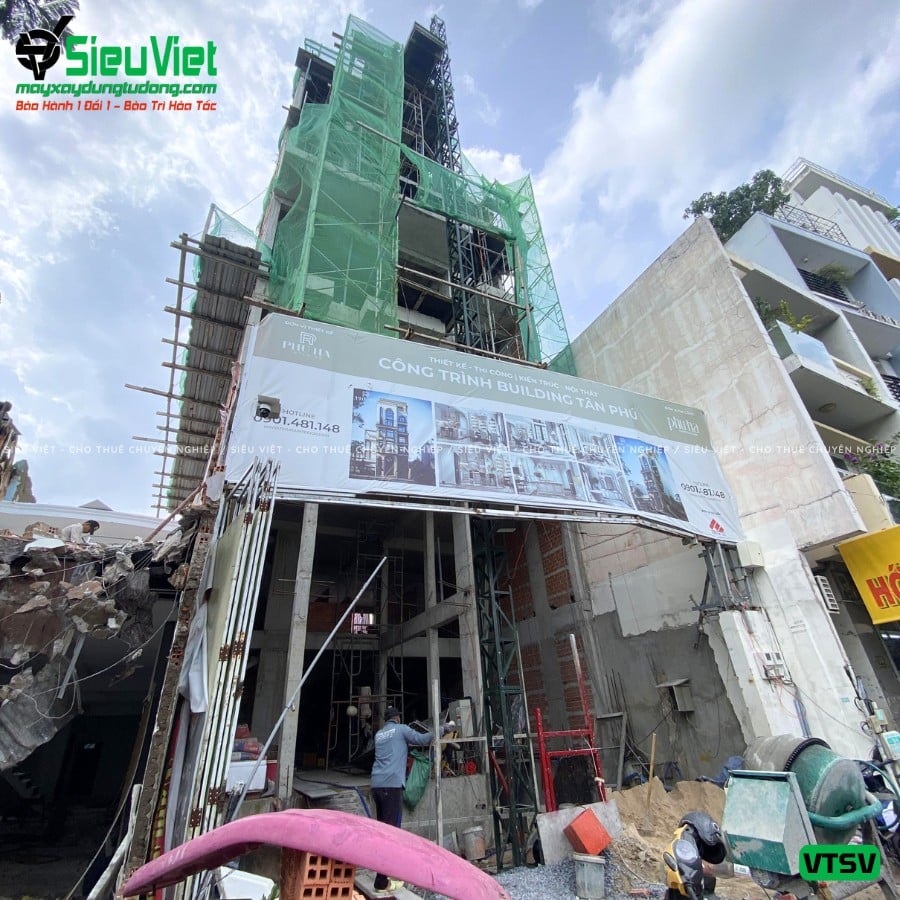 Vận thăng nâng hàng Siêu Việt