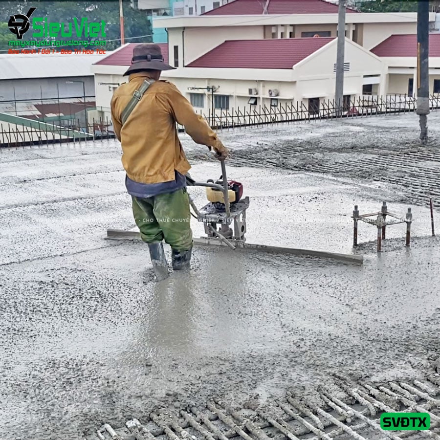 Máy đầm thước động cơ xăng GX35 SVĐTX