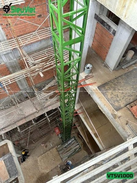 Vận thăng nâng hàng tải trọng 1000Kg - VTSV1000