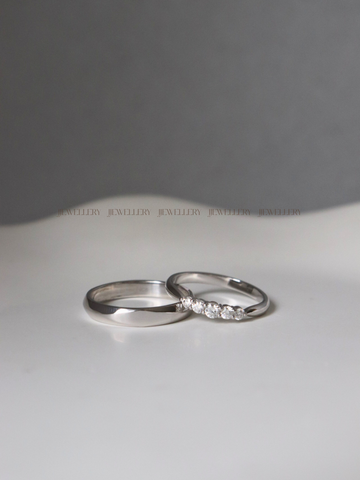 Tại Sao Nên Chọn Nhẫn Cưới Vàng Trắng 18K và 14K Tại TPHCM?