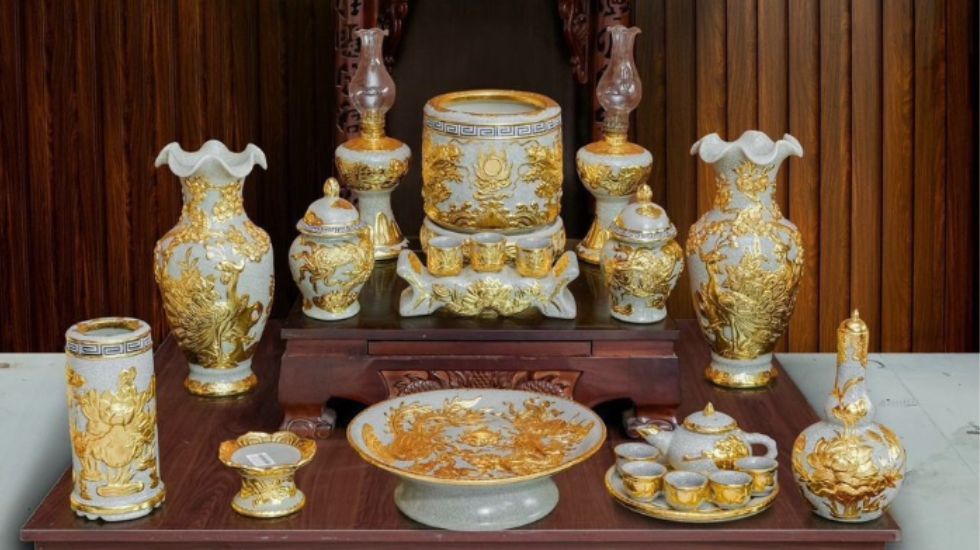CHÂN ĐÈN THỜ- NÉT ĐẸP TÂM LINH TRONG THỜ CÚNG