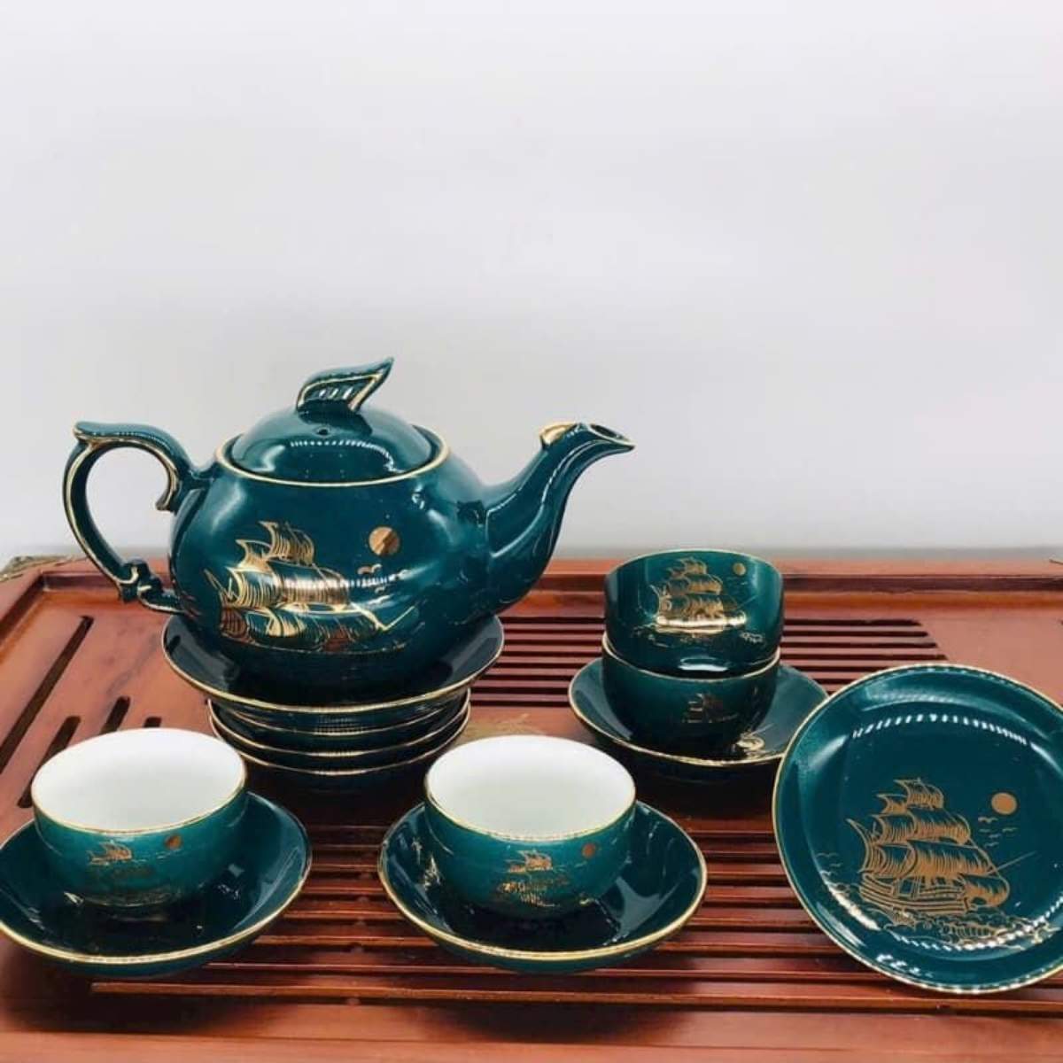 Quà tặng gốm sứ 2/9