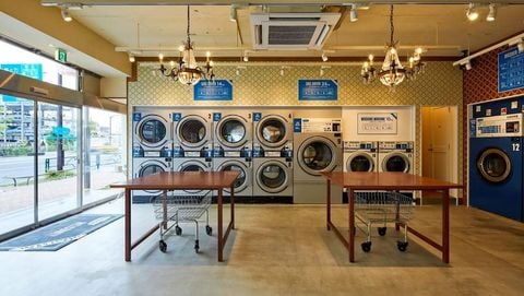 Tiệm giặt ủi (giặt là) hay Giặt sấy nhanh là gì? Dịch vụ giặt ủi giải quyết được nhu cầu, và có giải pháp gì cho khách hàng?