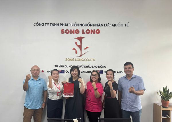 Cùng Song Long phát triển bản thân