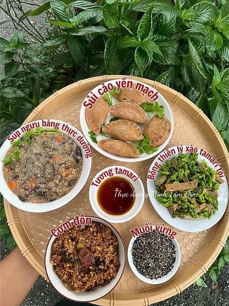 [NGÀY 48] Sủi cảo yến mạch, súp ngưu bàng – những món chay nhẹ nhàng chữa lành cho bữa cơm trưa