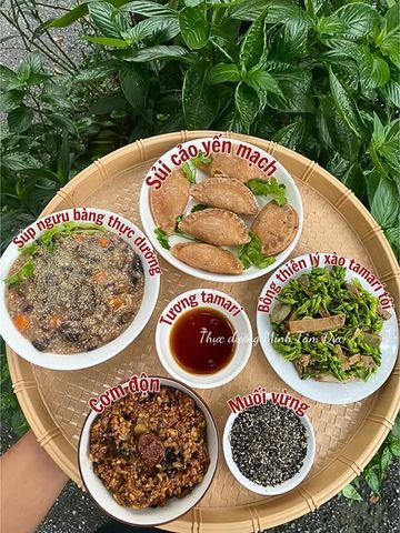 [NGÀY 48] Sủi cảo yến mạch, súp ngưu bàng – những món chay nhẹ nhàng chữa lành cho bữa cơm trưa