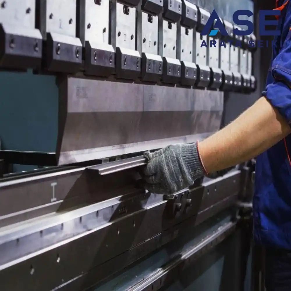 What is CNC Press Brake? Structure and Operating Principle