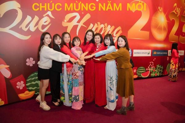 Người Gốc Việt đứng tên nhà dất Việt Nam