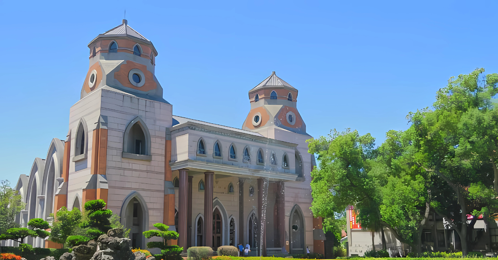 Tuyển Sinh Hệ 1+4 Kỳ mùa thu năm 2025 Đại học Chân Lý