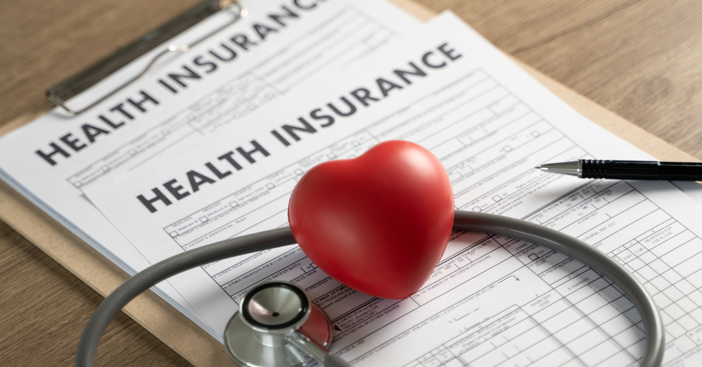 So Sánh Bảo Hiểm Y Tế & Bảo Hiểm Du Học