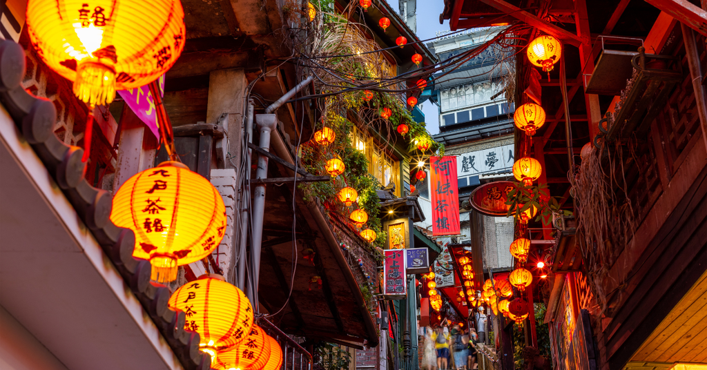 Phong Tục Tập Quán