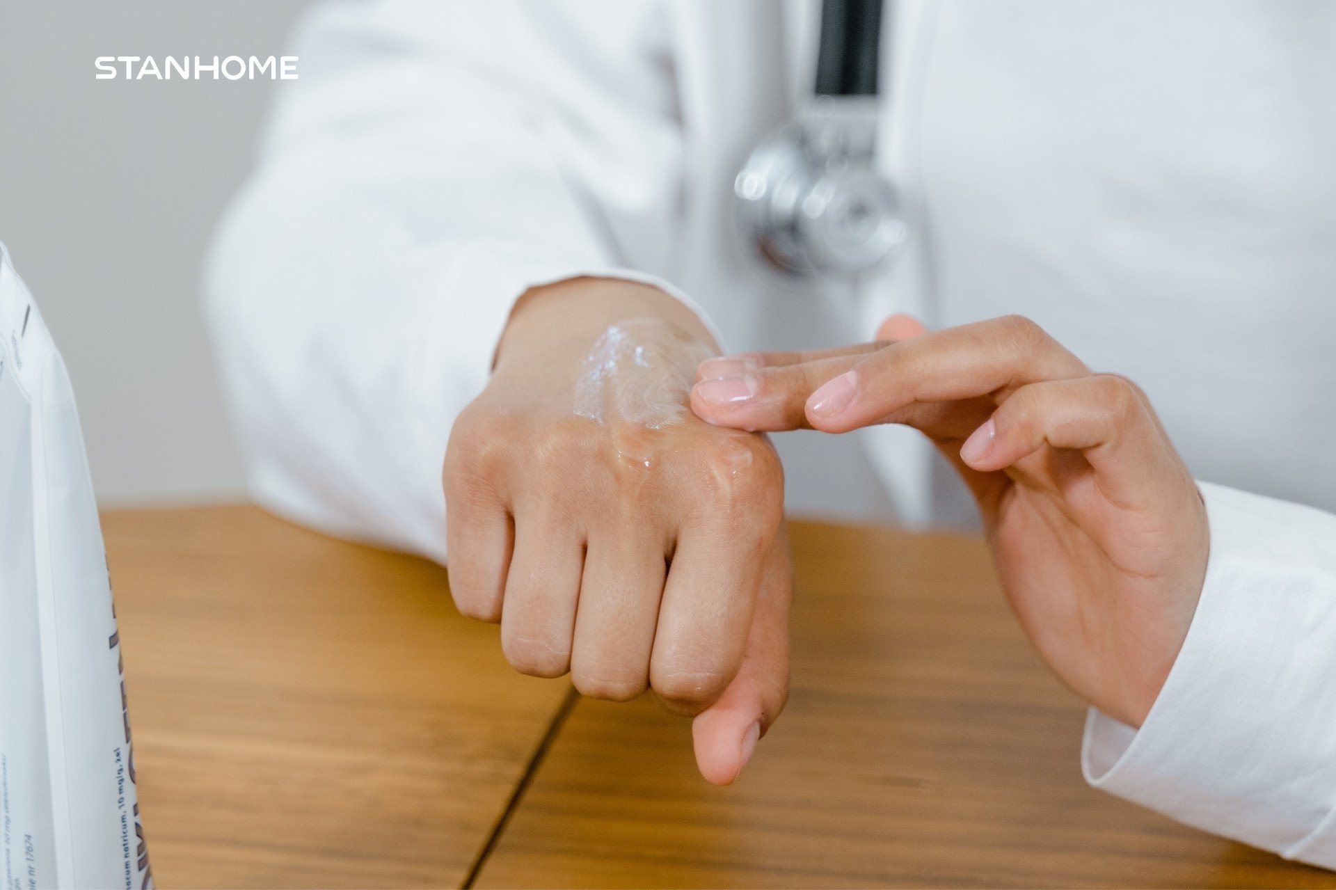 Bác sĩ nói gì về sữa tắm không xà phòng Stanhome?