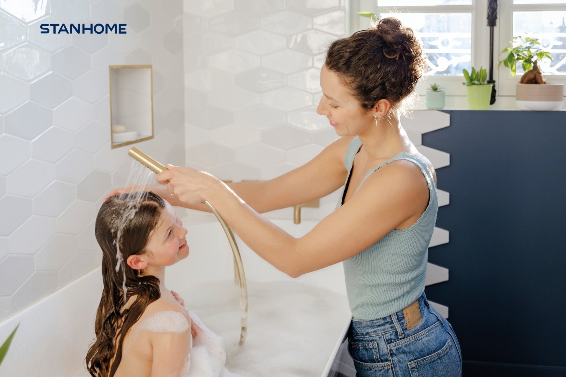 Xử lý mùi hôi nách ở trẻ dậy thi cần vệ sinh cơ thể sạch sẽ