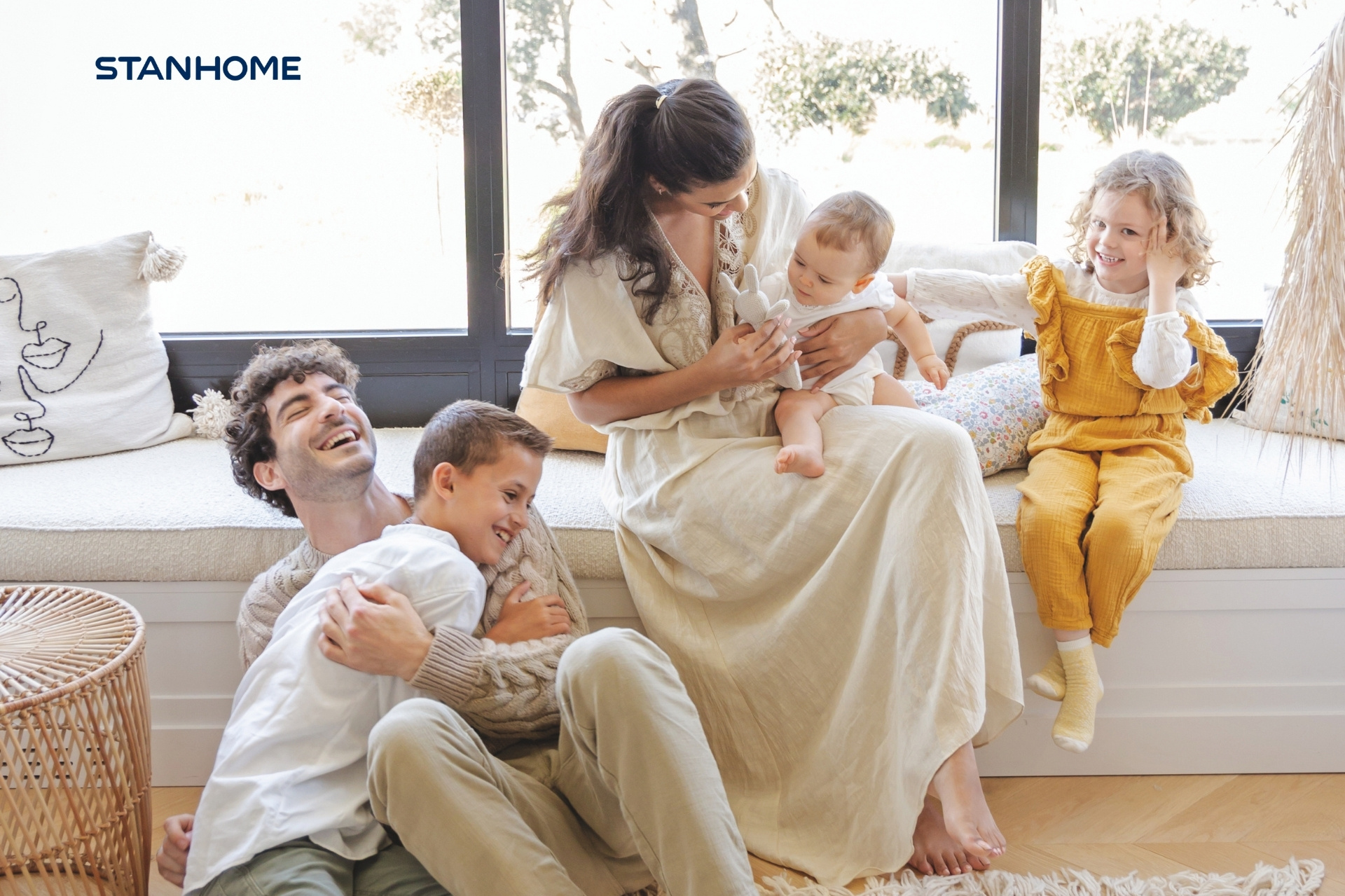 Cam kết của Stanhome luôn xoay quanh 3 yếu tố chăm sóc gia đình, an toàn lành tính cho da và bảo vệ môi trường thông qua hành động thực tế