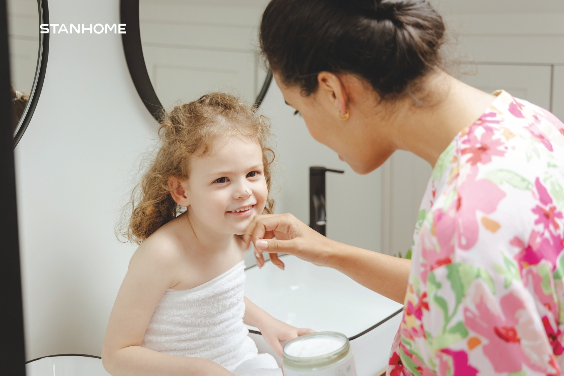 Dược mỹ phẩm có thể sử dụng hàng ngày để chăm sóc tất cả các thành viên trong gia đình
