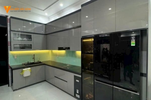 Tủ Bếp Nhựa Có Những Loại Nào? So Sánh Ưu Nhược Điểm Từng Loại