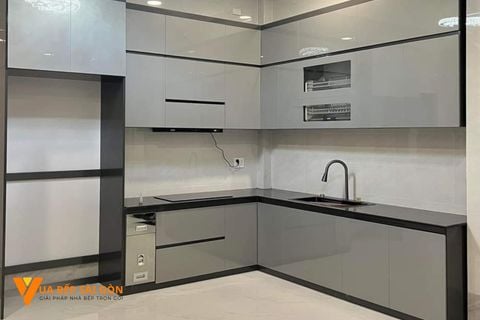 Tủ Bếp Nhựa Cao Cấp – Ưu và Nhược Điểm Bạn Cần Biết