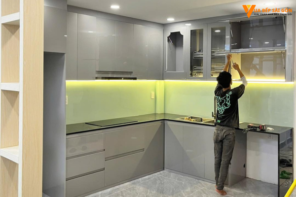 Giá tủ bếp nhựa VincoPro