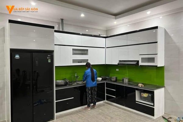 tủ bếp nhựa đặc