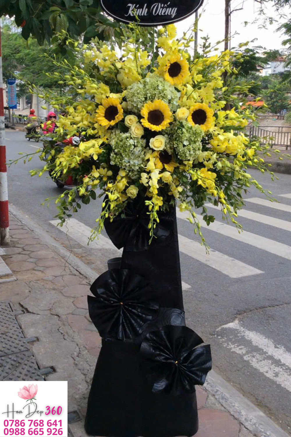 Hoa Chia Buồn Hà Nội Gửi Lời Tiễn Biệt Trang Trọng Và Đầy Trân Trọng