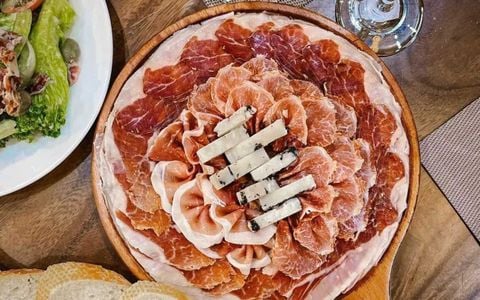 Đùi heo muối Montesano: Lựa chọn hoàn hảo cho những bữa tiệc đẳng cấp