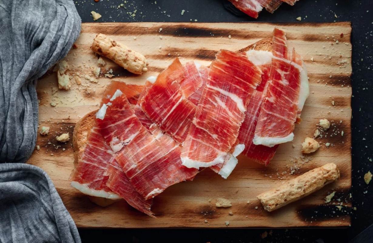 Địa chỉ mua đùi heo muối Montesano chính hãng, uy tín