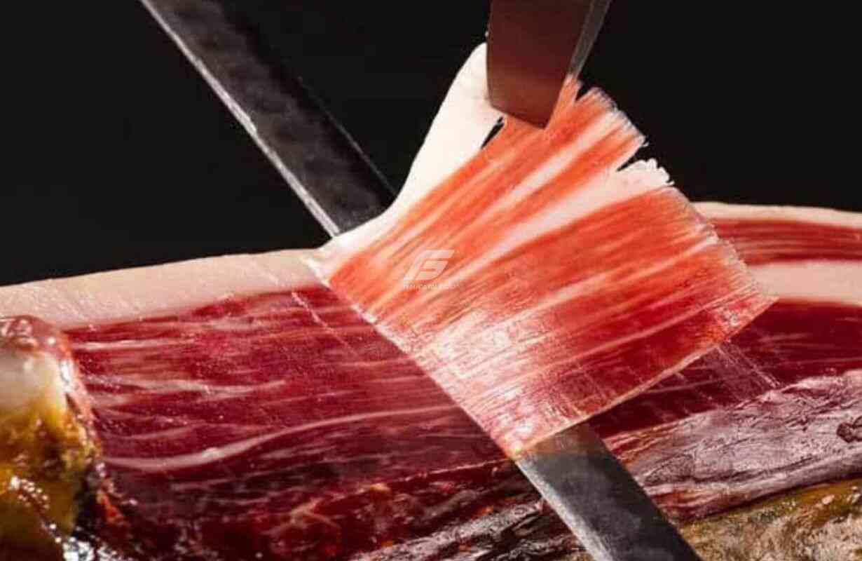 Lưu ý cần biết trước và sau khi cắt đùi heo muối Iberico