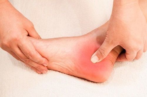 Trong Y Học Cổ Truyền có một số phương pháp xoa bóp trị đau gót chân
