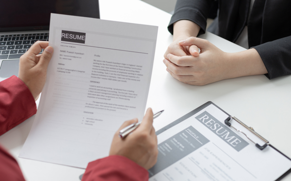 VCI TUYỂN DỤNG NHÂN VIÊN MARKETING - QUAN HỆ CÔNG CHÚNG