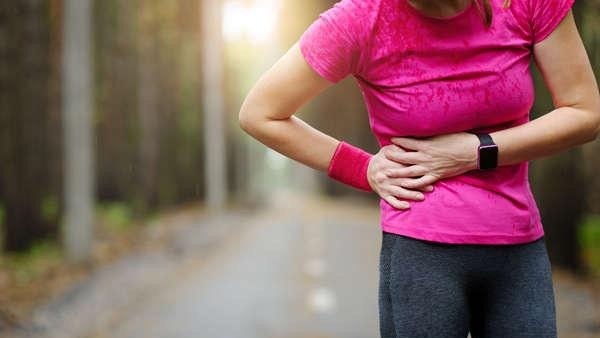 Đau bụng trong khi chạy bộ – Nguyên nhân và cách khắc phục
