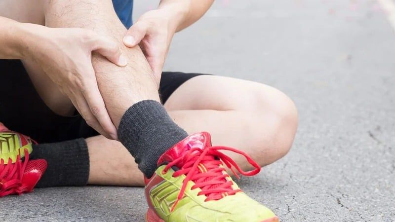 Chấn thương ống đồng khi chạy bộ và cách phòng tránh hiệu quả