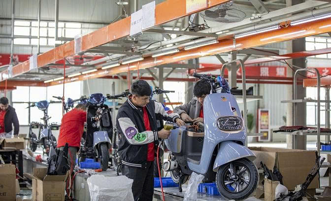 Xu thế chuyển đổi xe máy điện ở Việt Nam: Mô hình trạm đổi pin hứa hẹn tạo bước đột phá