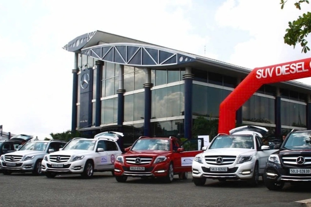 Triển lãm Mercedes-Benz – LiveRare: Kỷ niệm di sản xe cổ tại TP HCM