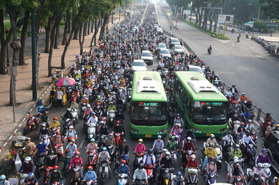 Xu hướng chuyển đổi sang xe máy điện tại Việt Nam