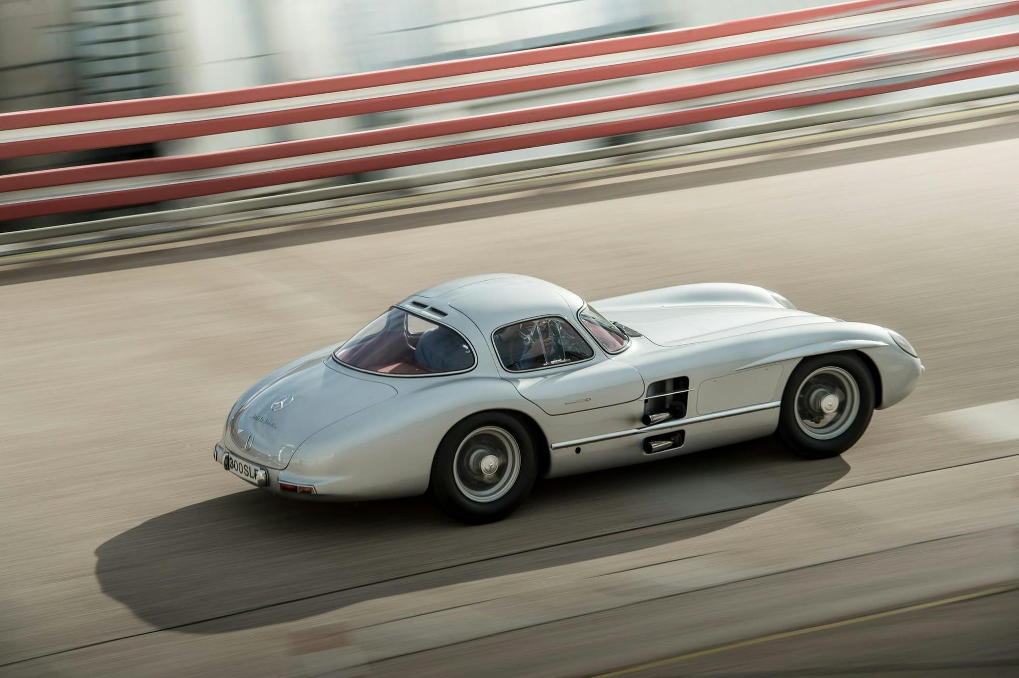 Top 10 Siêu Xe Đắt Nhất Thế Giới: Từ La Voiture Noire đến Mercedes-Benz 300 SLR
