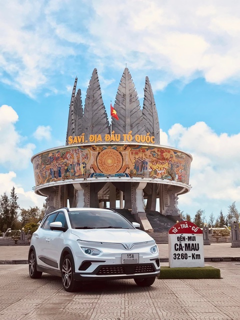 Gia Đình Anh Phan Anh Xuyên Việt 4.000km Bằng VinFast VF 3