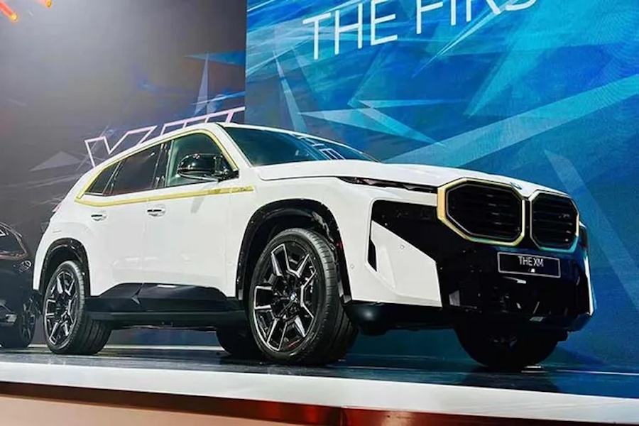 Chiếc BMW 7-Series 2025 Giá Hơn 800 Triệu Đồng: Thực Chất Là Một Phiên Bản Độ